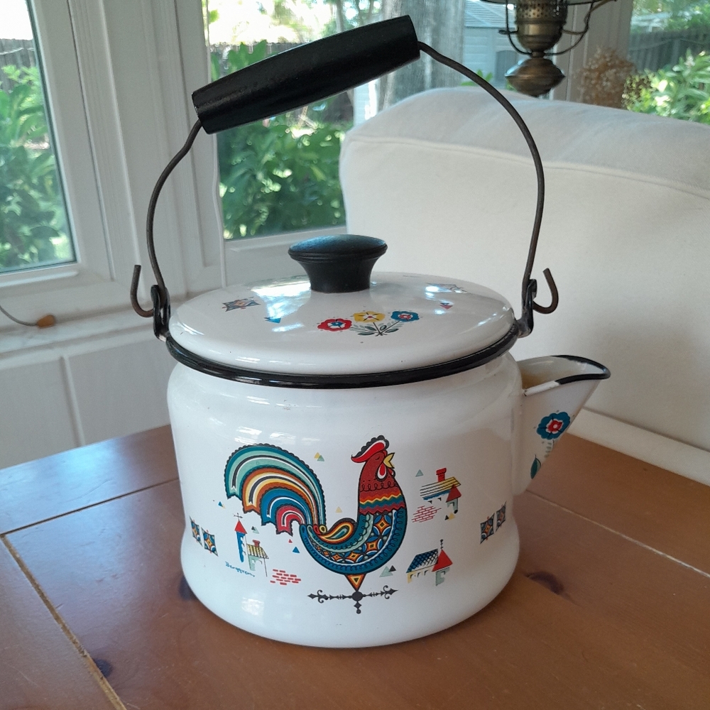 Berggren Enamelware Tea pot